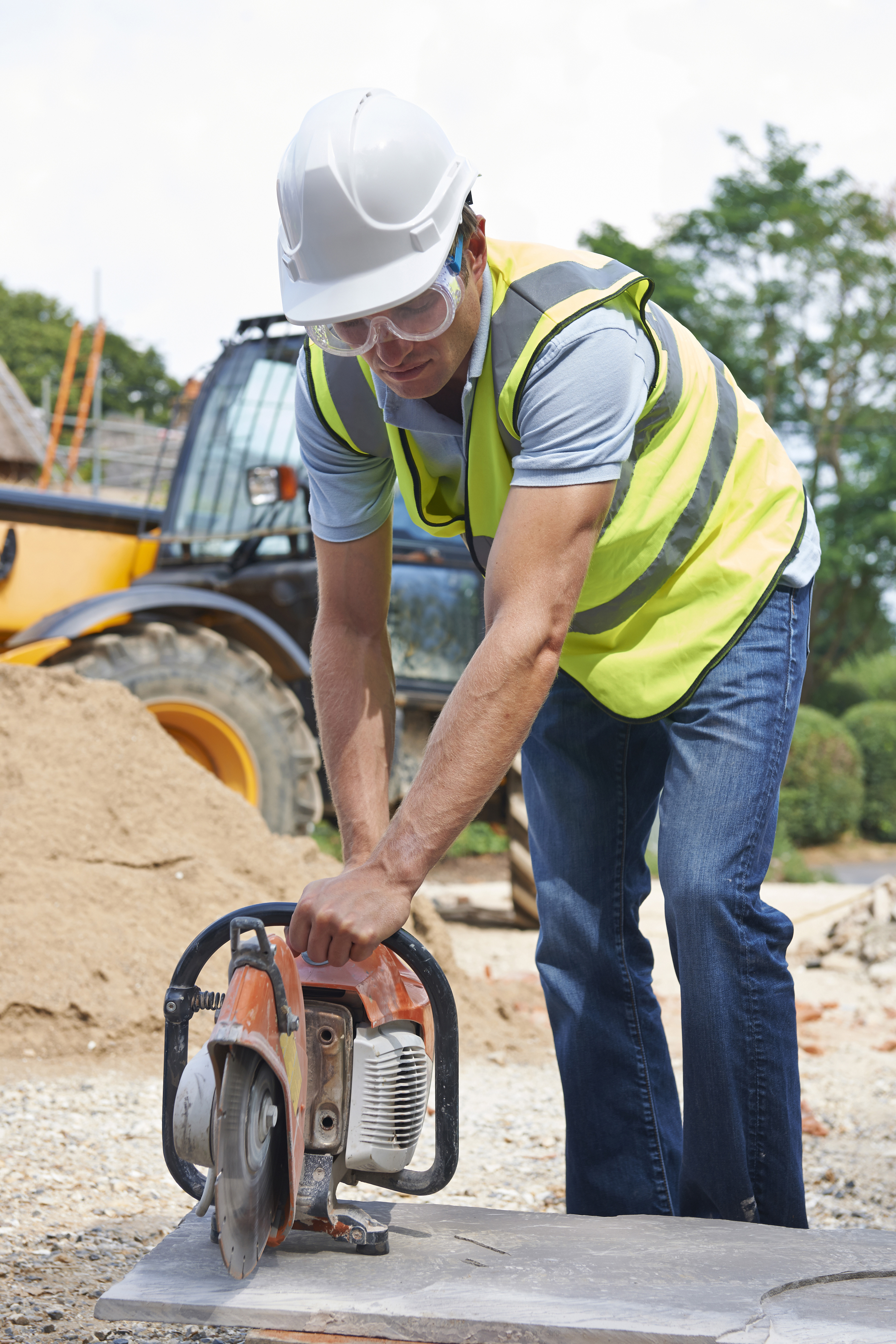 Cutting Stone With Circular Saw